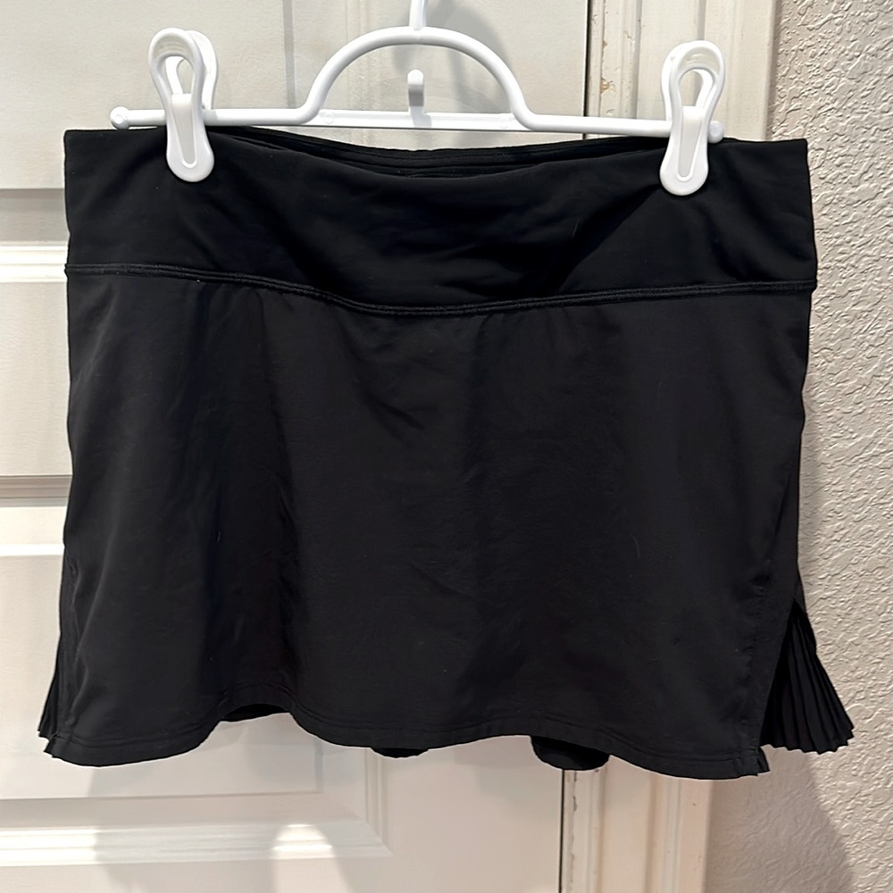 Lululemon Play Off the Pleats Women’s Skirt/Skort 6 Black